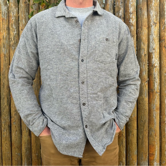 Billabong Men’s Button Down - Picture 1 of 4